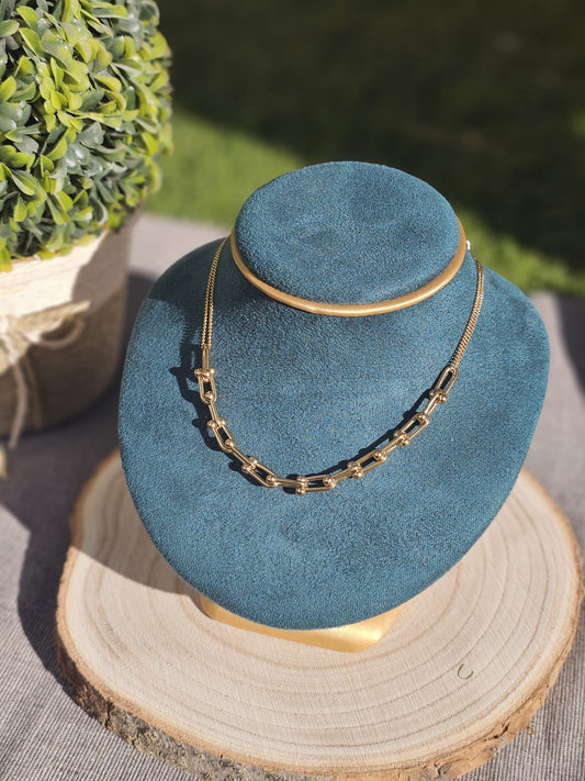 Collar Adras