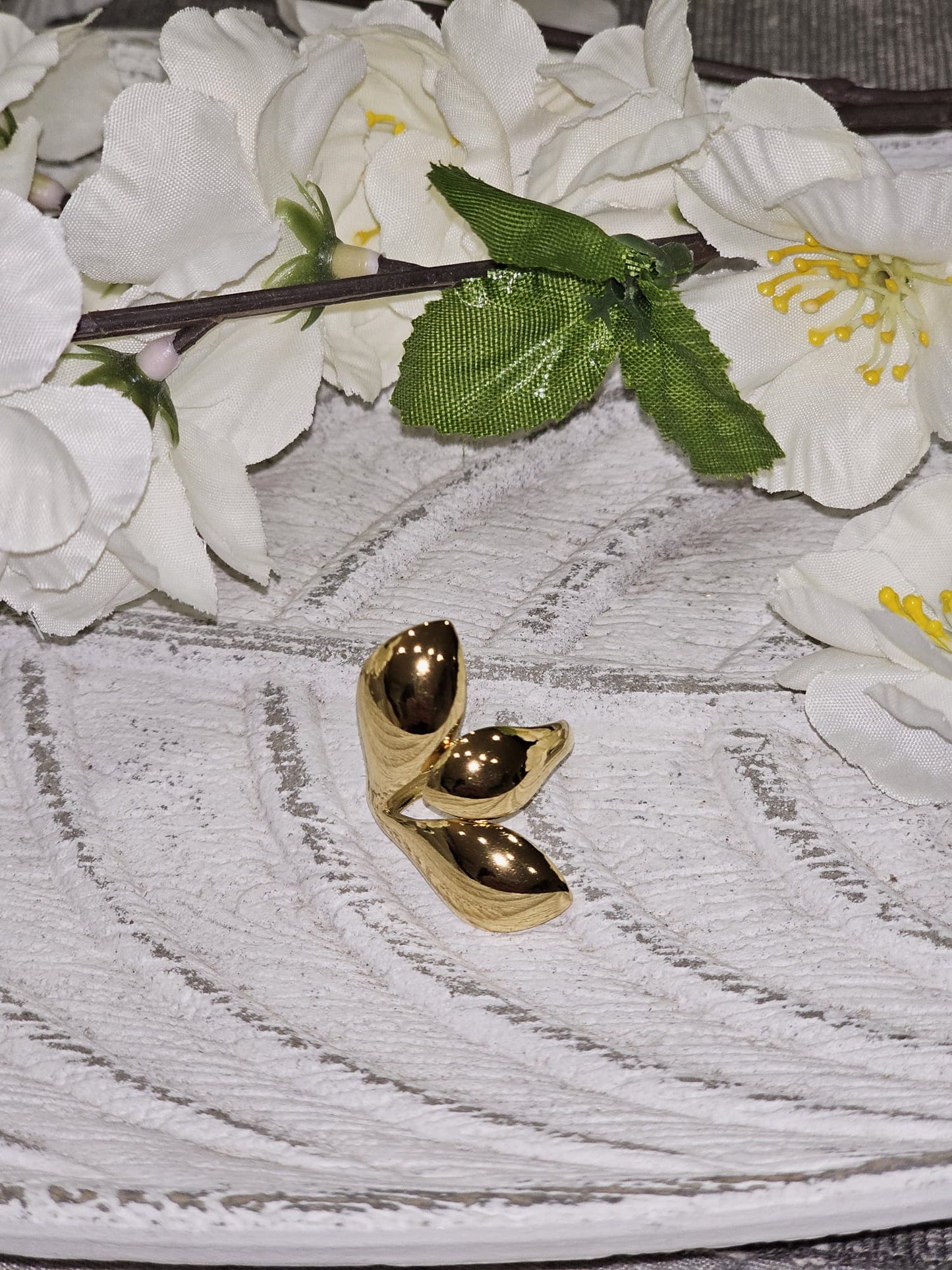 Anillo Trihojas
